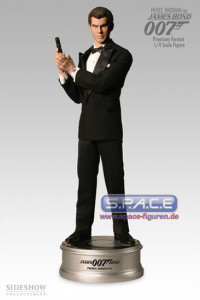 Pierce Brosnan as James Bond Premium Format Figure (James Bond)