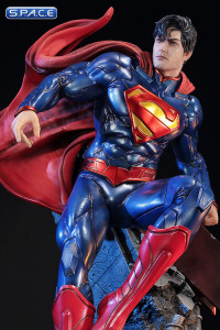 1/4 Scale Superman The New 52 Statue (DC Comics)