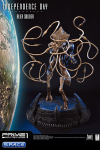 1/4 Scale Alien Soldier Premium Masterline Statue (Independence Day: Resurgence)