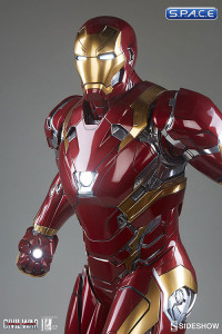 Iron Man Mark XLVI Legendary Scale Figure (Captain America: Civil War)