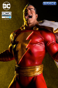 1/10 Scale Shazam Art Scale Statue (DC Comics)