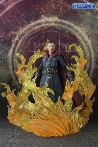 S.H.Figuarts Doctor Strange & Burning Flame Set (Doctor Strange)