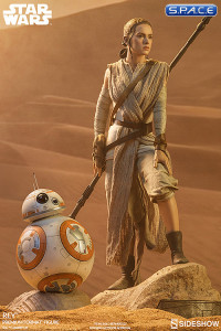 Rey Premium Format Figure (Star Wars: The Force Awakens)