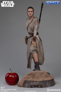 Rey Premium Format Figure (Star Wars: The Force Awakens)