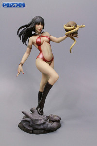 1/6 Scale Vampirella Statue (Women of Dynamite)