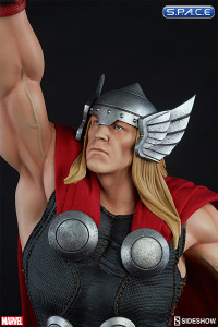 Thor Avengers Assemble Statue (Marvel)