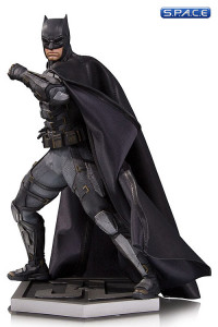 Tactical Suit Batman Statue (Justice League)