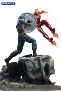 Captain America vs. Iron Man Premium Motion Statue (Captain America: Civil War)