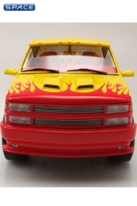 1:18 Scale Chevrolet C-2500 »Pussy Wagon« (Kill Bill)