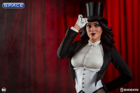 Zatanna Premium Format Figure (DC Comics)