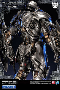 Megatron Museum Masterline Statue (Transformers: The Last Knight)