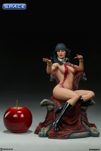 1/5 Scale Vampirella Statue (Vampirella)