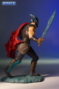 1/8 Scale Thor Collectors Gallery Statue (Thor: Ragnarok)