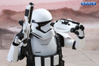 1/6 Scale First Order Stormtrooper Jakku Exclusive Movie Masterpiece MMS333 (Stars Wars)