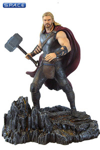Thor from Thor: Ragnarok PVC Statue (Marvel Gallery)