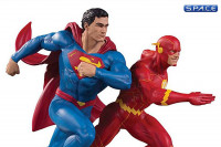 Superman vs. The Flash Racing Statue (DC Comics)