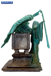 Riddle Family Grave Statue (Harry Potter)