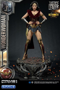 1/3 Scale Wonder Woman Ultimate Edition Museum Masterline Statue (Justice League)