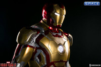 1:1 Iron Man Mark 42 Life-Size Statue (Iron Man 3)