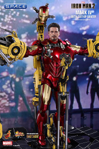 1/6 Scale Suit-Up Gantry with Iron Man Mark IV Movie Masterpiece MMS462D22 (Iron Man 2)