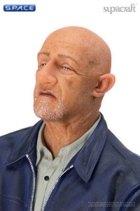 Mike Ehrmantraut Statue (Breaking Bad)