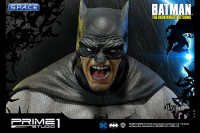 1/3 Scale Batman Premium Bust (Batman - The Dark Knight Returns)