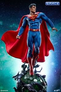 Superman Premium Format Figure (DC Comics)