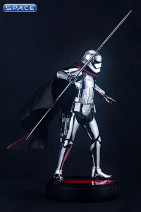 1/7 Scale Captain Phasma ARTFX Statue (Star Wars - The Last Jedi)