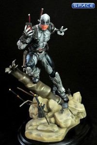 1/6 Scale Deadpool Uncanny X-Force Version Statue by Erick Sosa (Marvel)