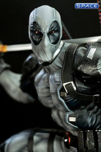 1/6 Scale Deadpool Uncanny X-Force Version Statue by Erick Sosa