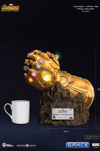 Infinity Gauntlet Master Craft Replica Previews Exclusive (Avengers: Infinity War)