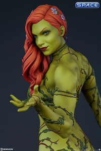 Poison Ivy Premium Format Figure (DC Comics)