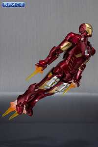 S.H.Figuarts Iron Man Mark VII & Hall of Armor Set (Iron Man 3)