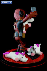 Deadpool #unicornselfie Q-Fig Diorama (Marvel)