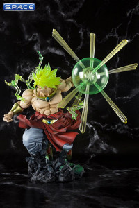 FiguartsZERO Super Saiyan Broly - The Burning Battles Web Exclusive PVC Statue (Dragon Ball Z)