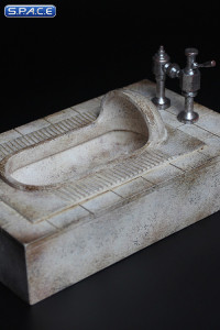1/6 Scale dirty squat toilet