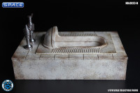 1/6 Scale dirty squat toilet