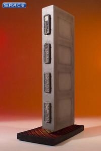 1/8 Scale Han Solo in Carbonite Collectors Gallery Statue (Star Wars)