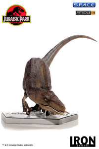 1/10 Scale Crouching Velociraptor Art Scale Statue (Jurassic Park)