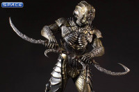 1/8 Scale Klingon Torchbearer Collectors Gallery Statue (Star Trek Discovery)