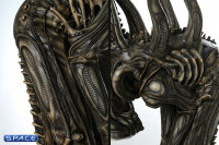 1/3 Scale Alien Big Chap Statue (Alien)