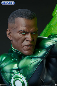 Green Lantern Premium Format Figure (DC Comics)