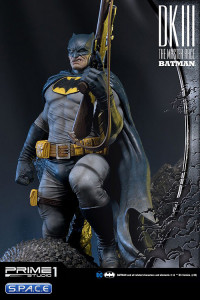 1/3 Scale Batman Museum Masterline Statue (Dark Knight III: The Master Race)