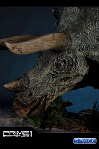 1/15 Scale Triceratops Legacy Museum Collection Statue (Jurassic Park)