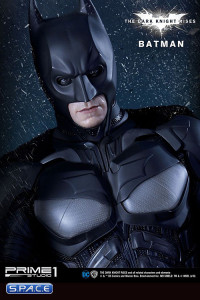 1/3 Scale Batman Museum Masterline Statue (Batman - The Dark Knight Rises)