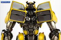 Bumblebee DLX Scale Collectible Figure (Bumblebee)