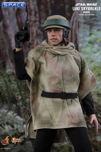 1/6 Scale Endor Luke Skywalker Movie Masterpiece MMS516 (Star Wars)