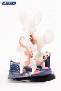 Taking over the World Q-Fig Figure (Pinky and the Brain)