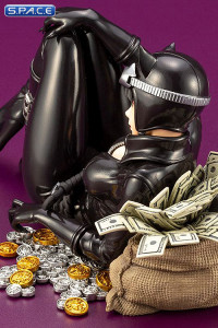 1/7 Scale Catwoman Returns Bishoujo PVC Statue (DC Comics)