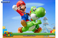Mario & Yoshi Statue (Super Mario)